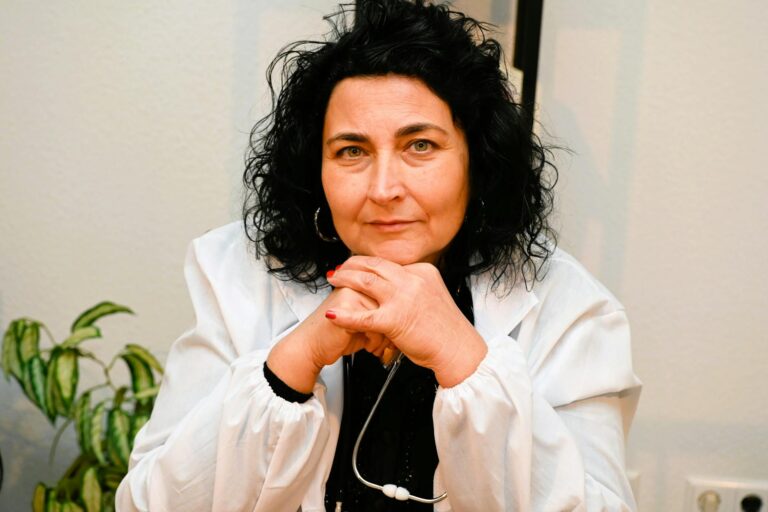 hormones: What Patients Need to Know About Hormone Replacement Therapy